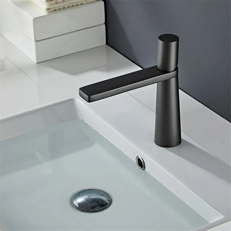 AquaChrome Single Handle Mixer Tap